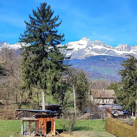 Apartment 1 Idealement Situe Domancy